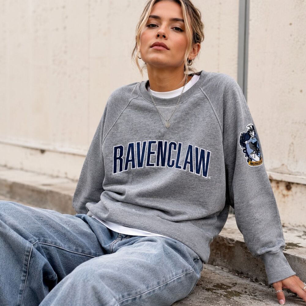 Harry Potter Ravenclaw Sweatshirt Gray Spellout Crewneck Wizarding World Pullove